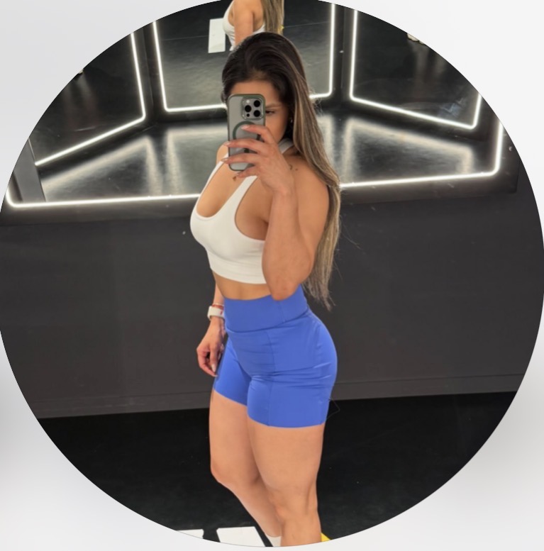Luz E.
